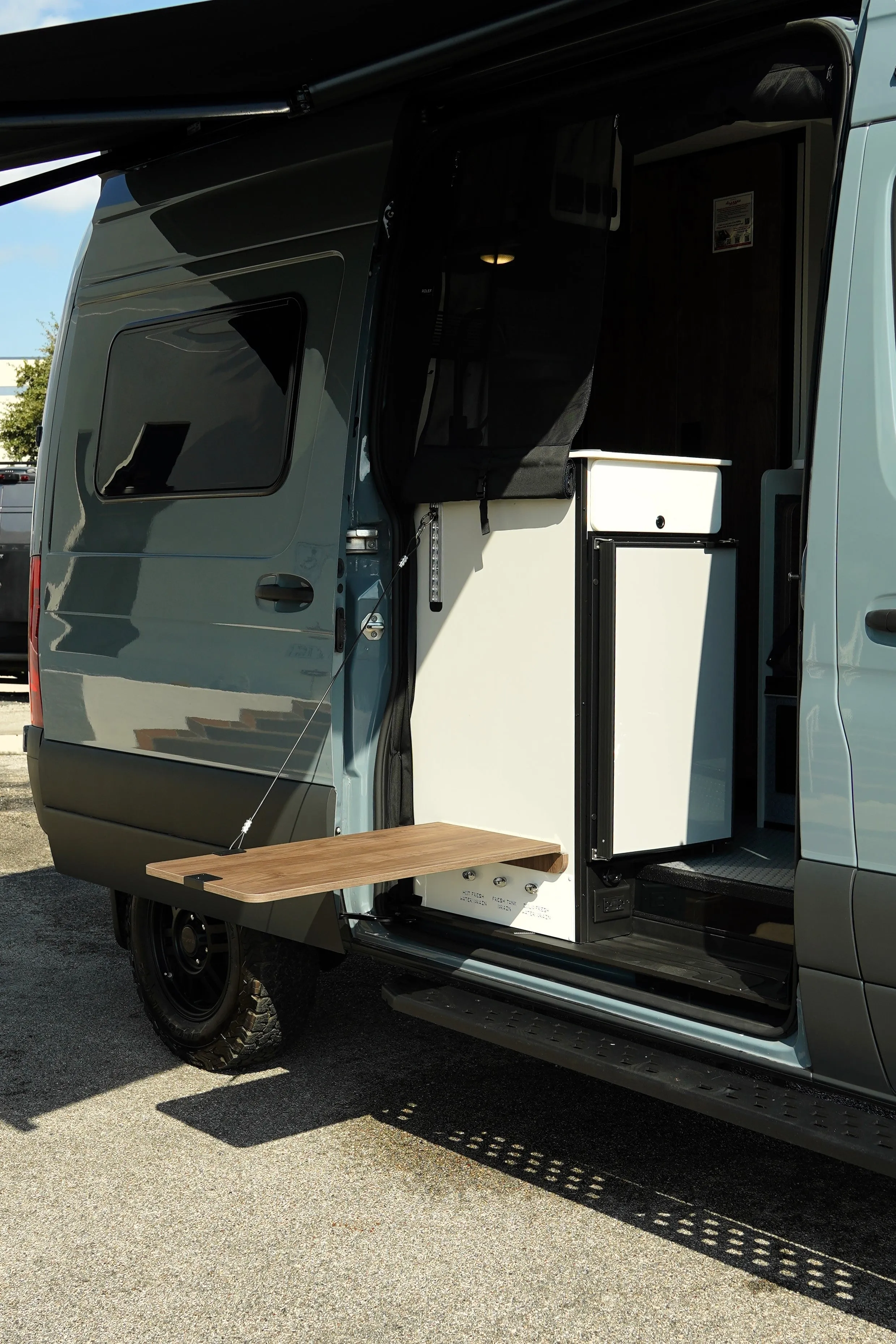 2025 Tiffin GH1 Adventure Bar with Starlink & Upgraded Battery