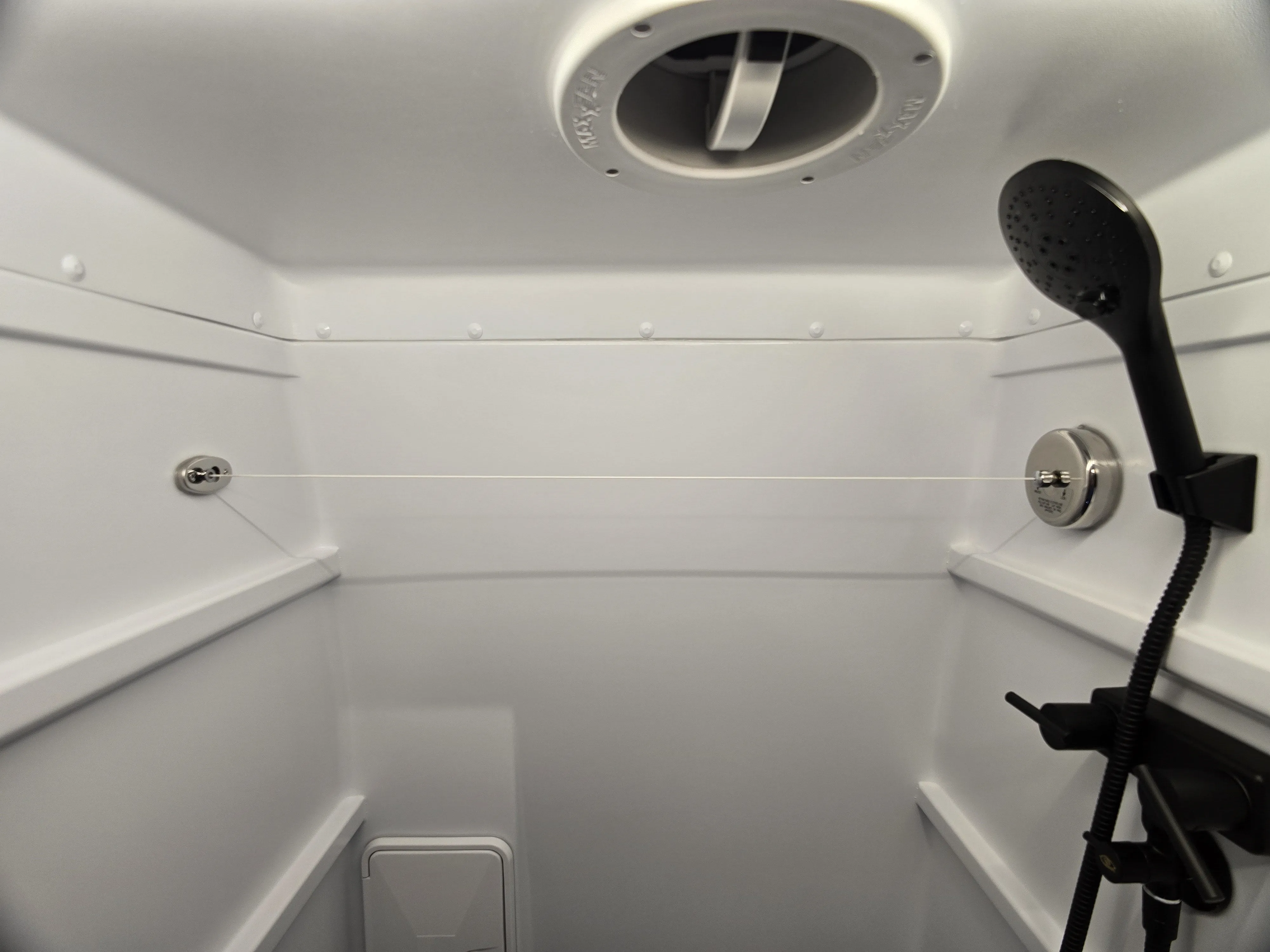 2025 Tiffin GH1 Adventure Bar with Starlink & Upgraded Battery