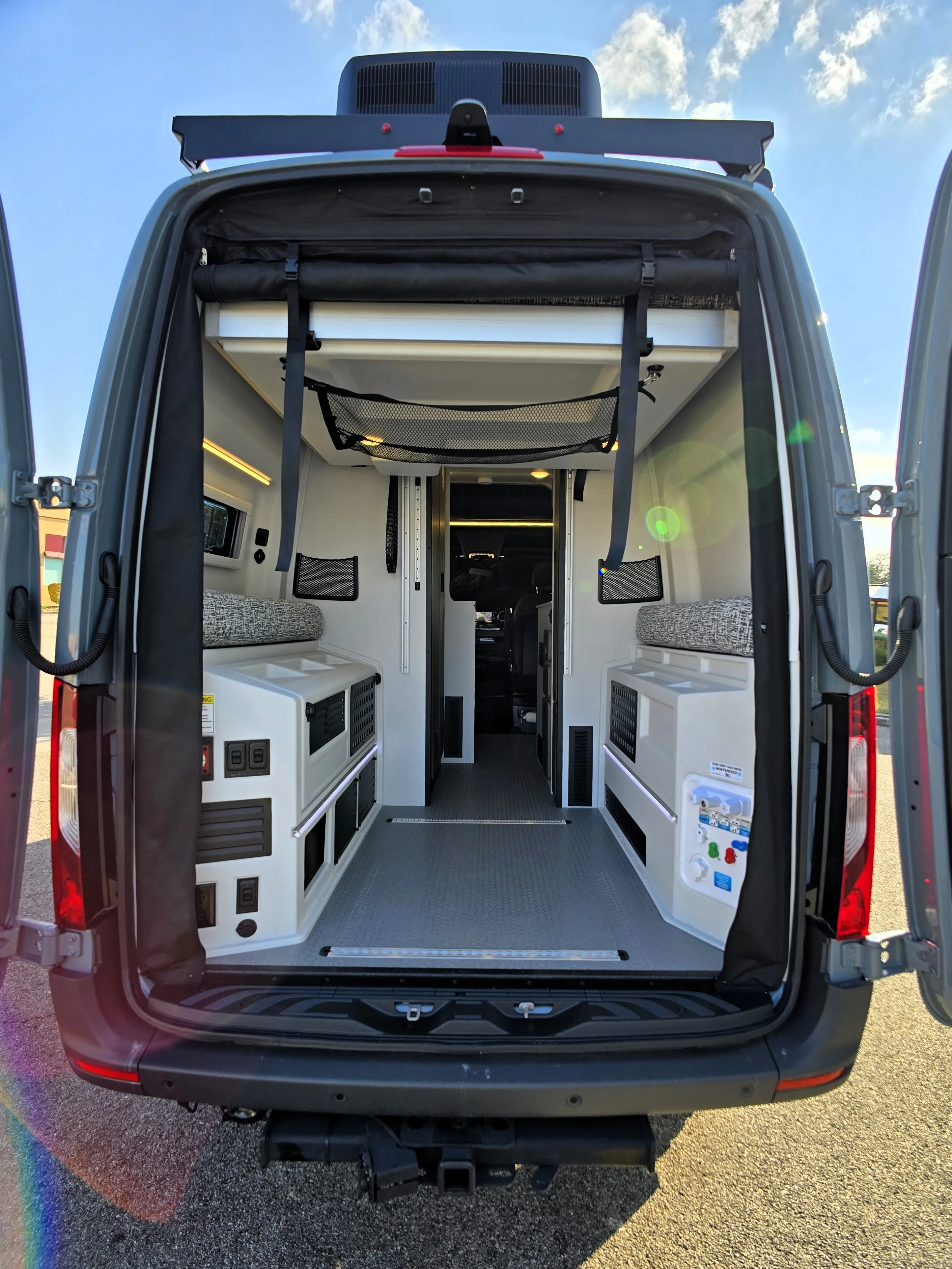 2025 Tiffin GH1 Adventure Bar with Starlink & Upgraded Battery